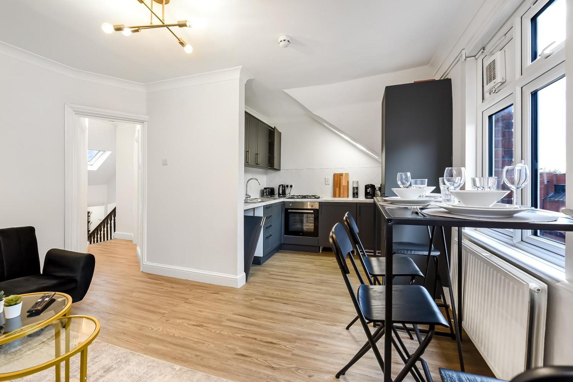Spacious 2bed In Hampstead Close To Transport * Londres