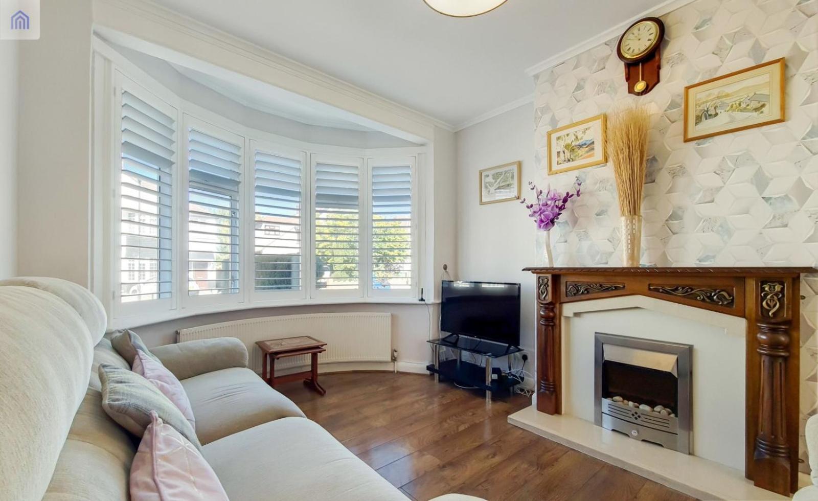 Eejs Charming 3 Bed - With Large Garden * Londres