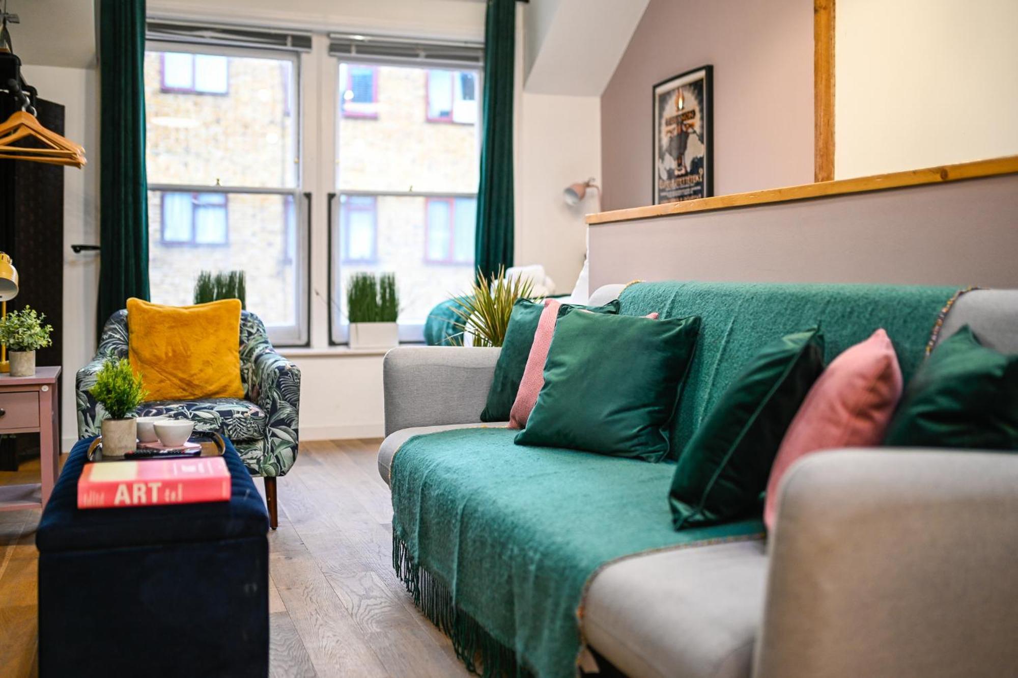 1br Sleeps 4, Georgian Townhouse, Near Liverpool Street, Super London, Beautifully Designed Apartamento Londres