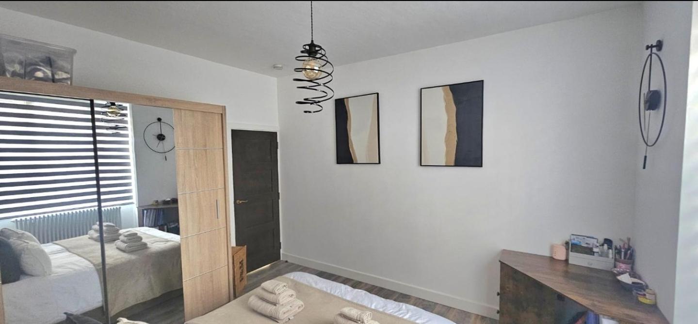 Bridge Stunning 2 Bedroom Appartement