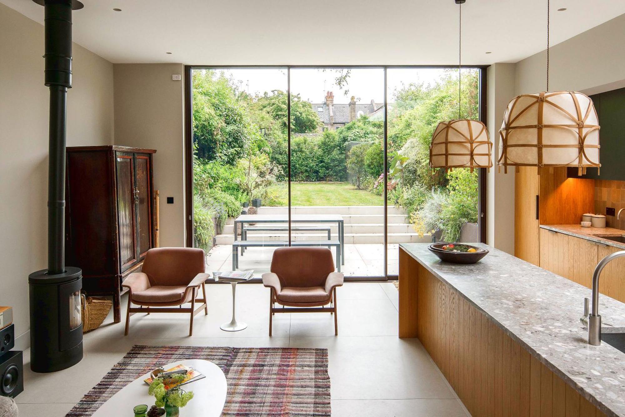 Stylish 4-bedroom Near Notting Hill Hébergement de vacances Londres