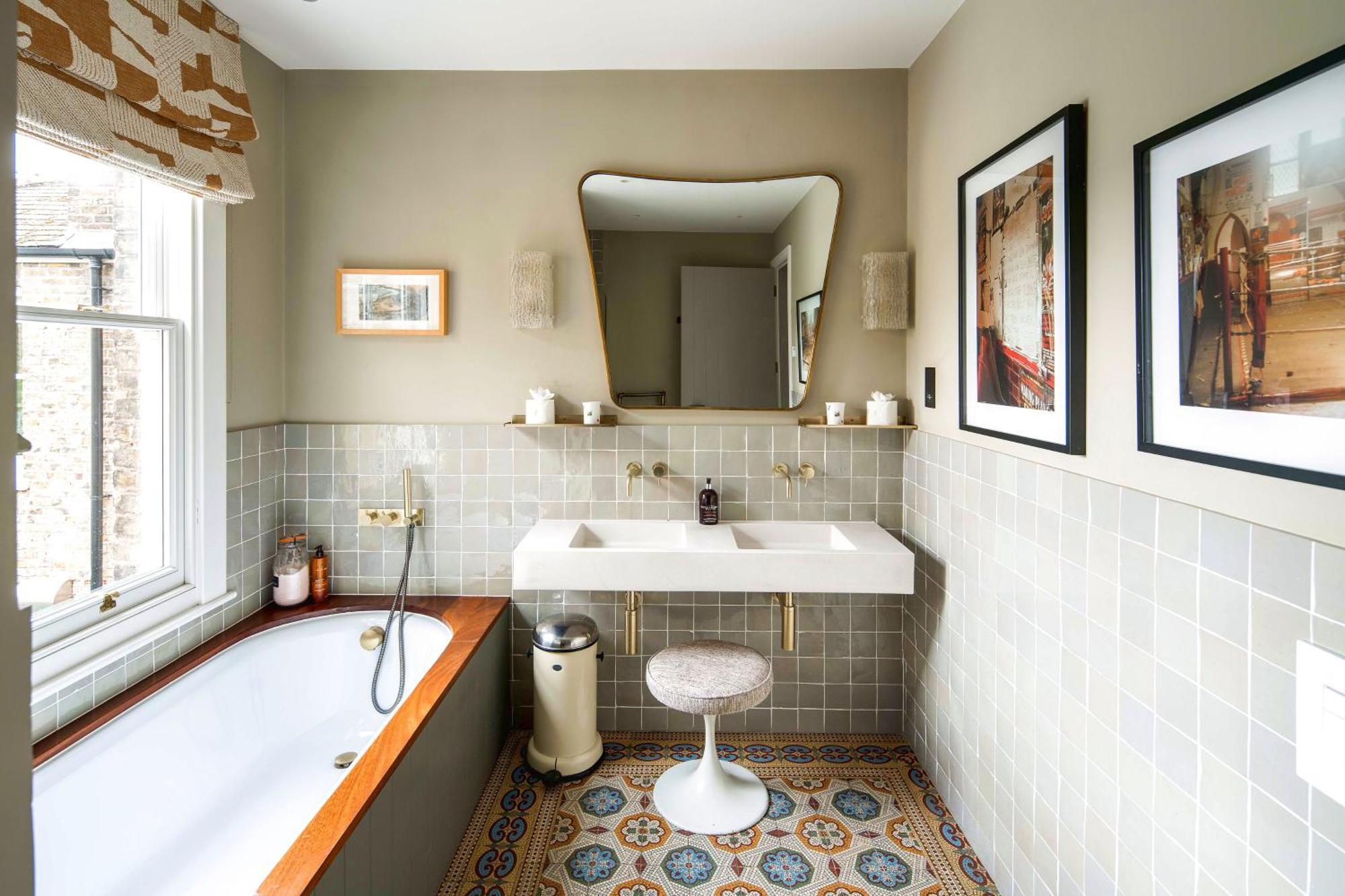 Stylish 4-bedroom Near Notting Hill Hébergement de vacances *