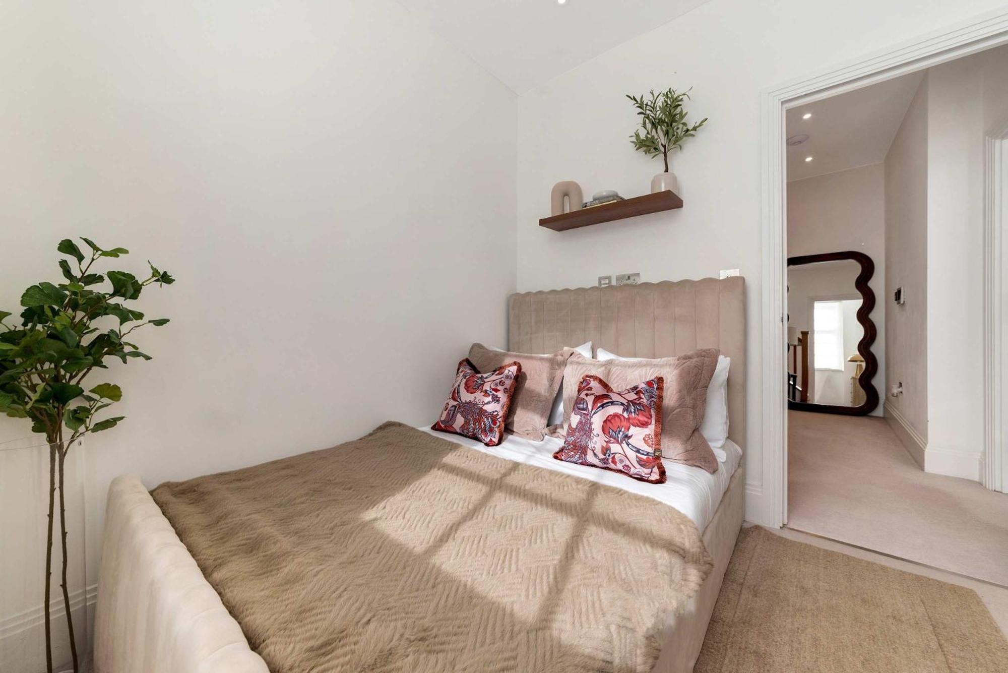 Madestays Premium Knightsbridge Townhouse Londres