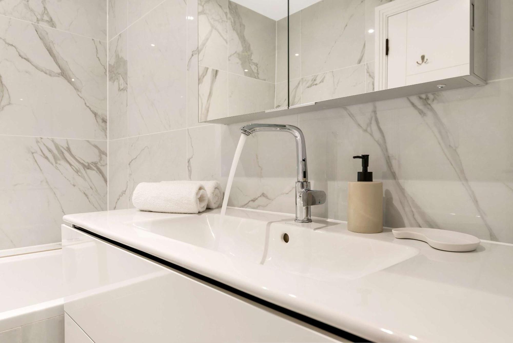 Hébergement de vacances Madestays Premium Knightsbridge Townhouse *