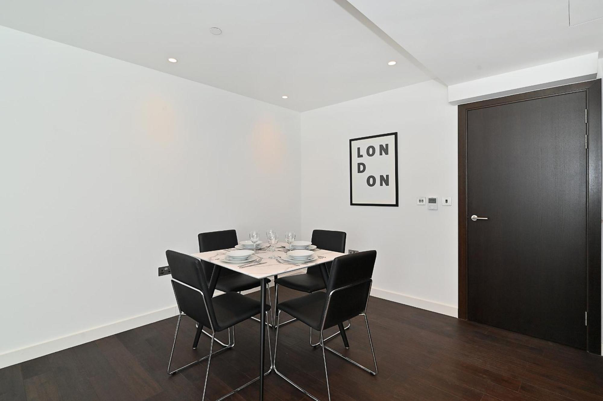 Access Tower Hill Appartement Londen