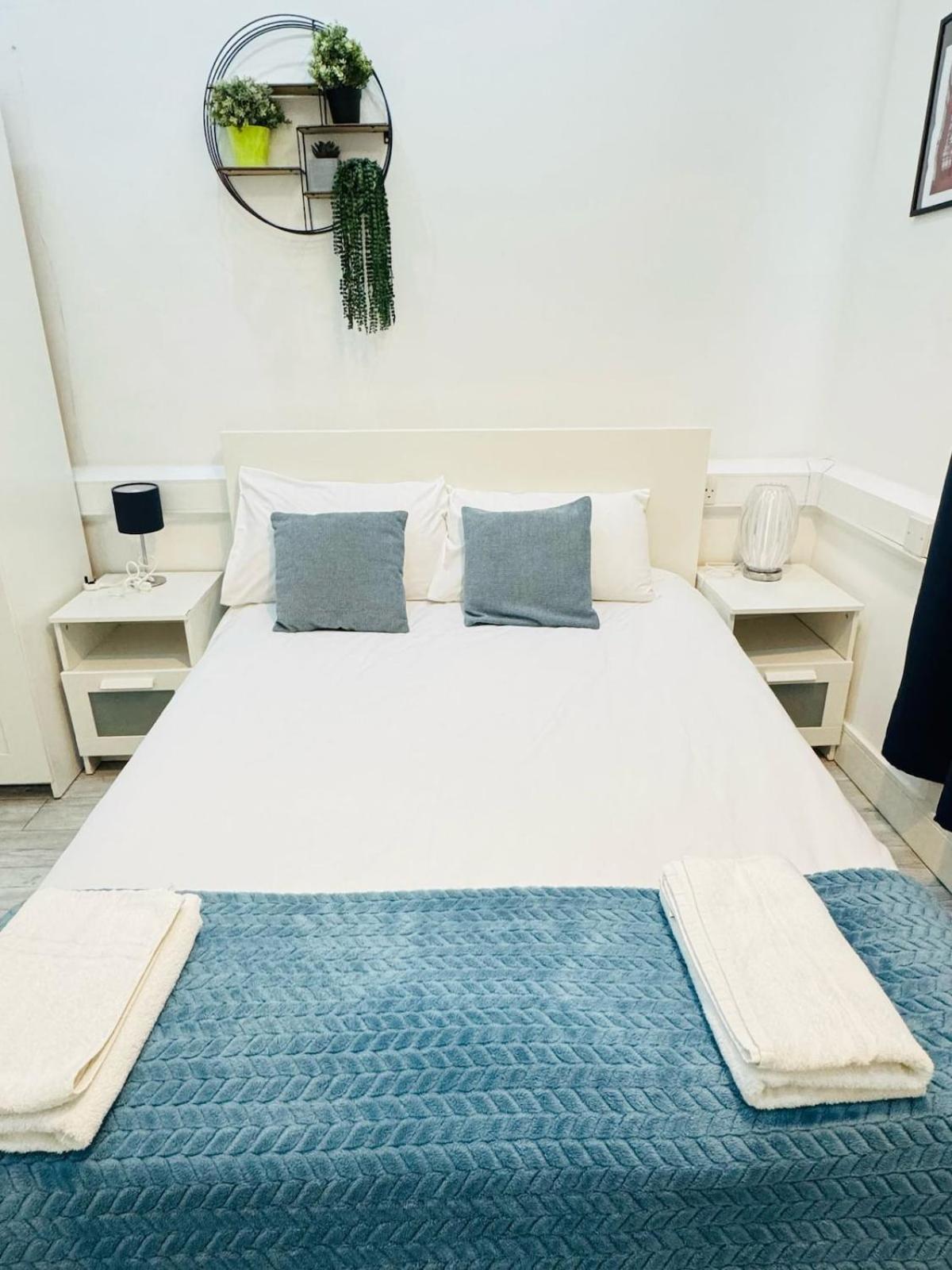 Stunning One Bedroom Flat In A Good Location * Londen