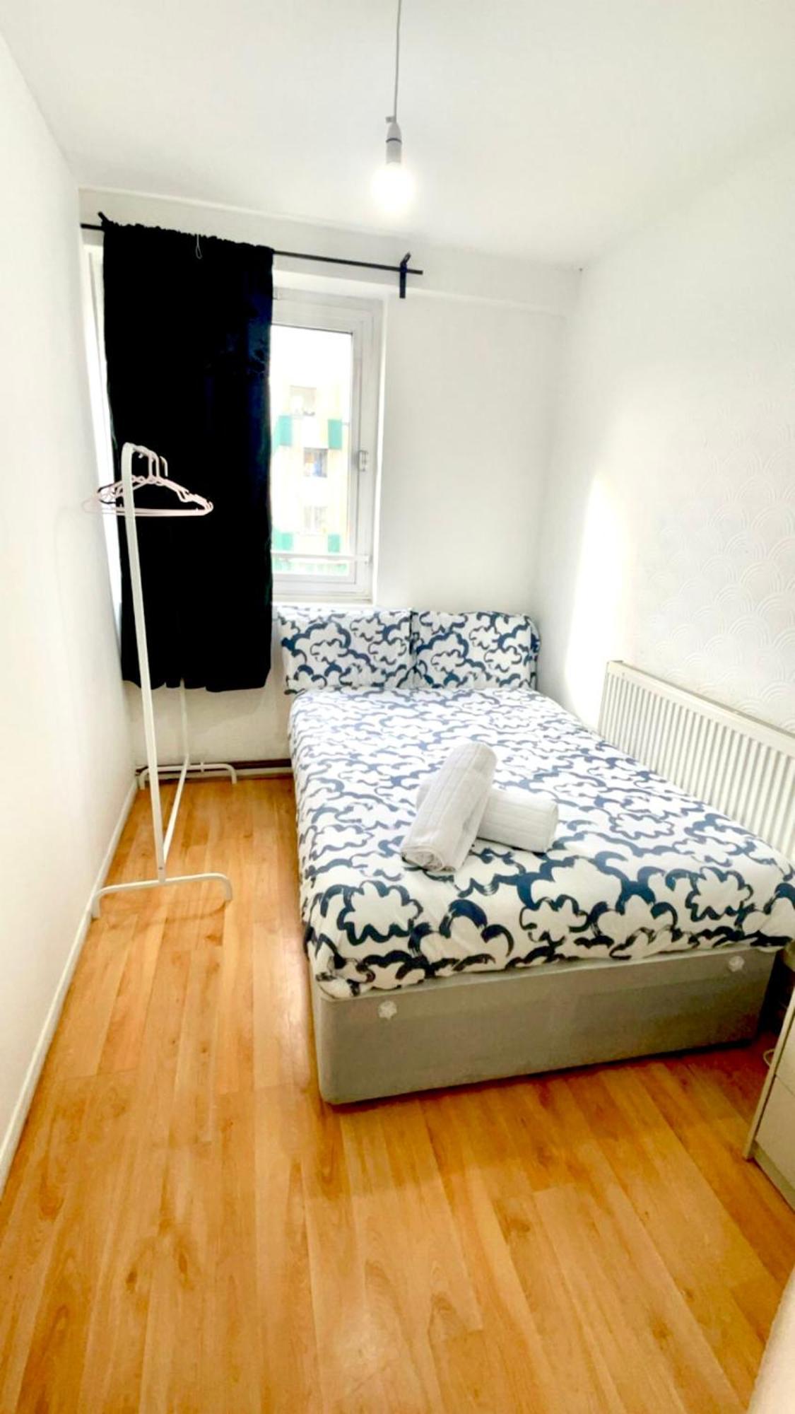 Habitación en casa particular Cozy In 1 Stop To Liverpool Street Londres