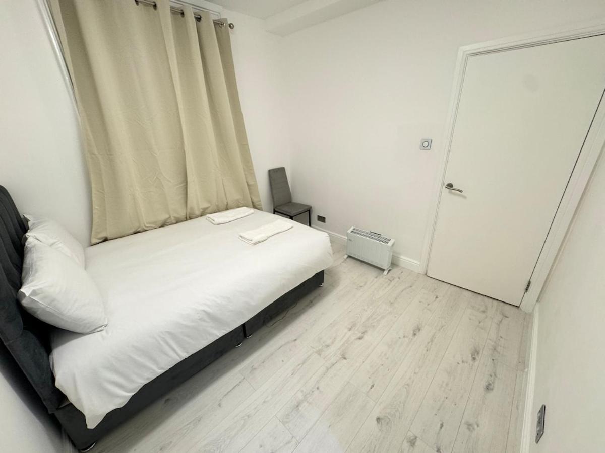 One Bedroom Flat 2nd Floor Victoria Appartement Londres