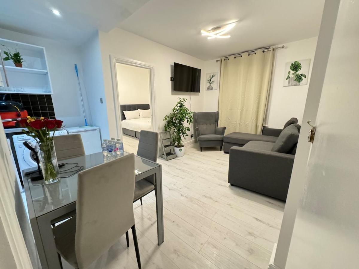 One Bedroom Flat 2nd Floor Victoria Appartement