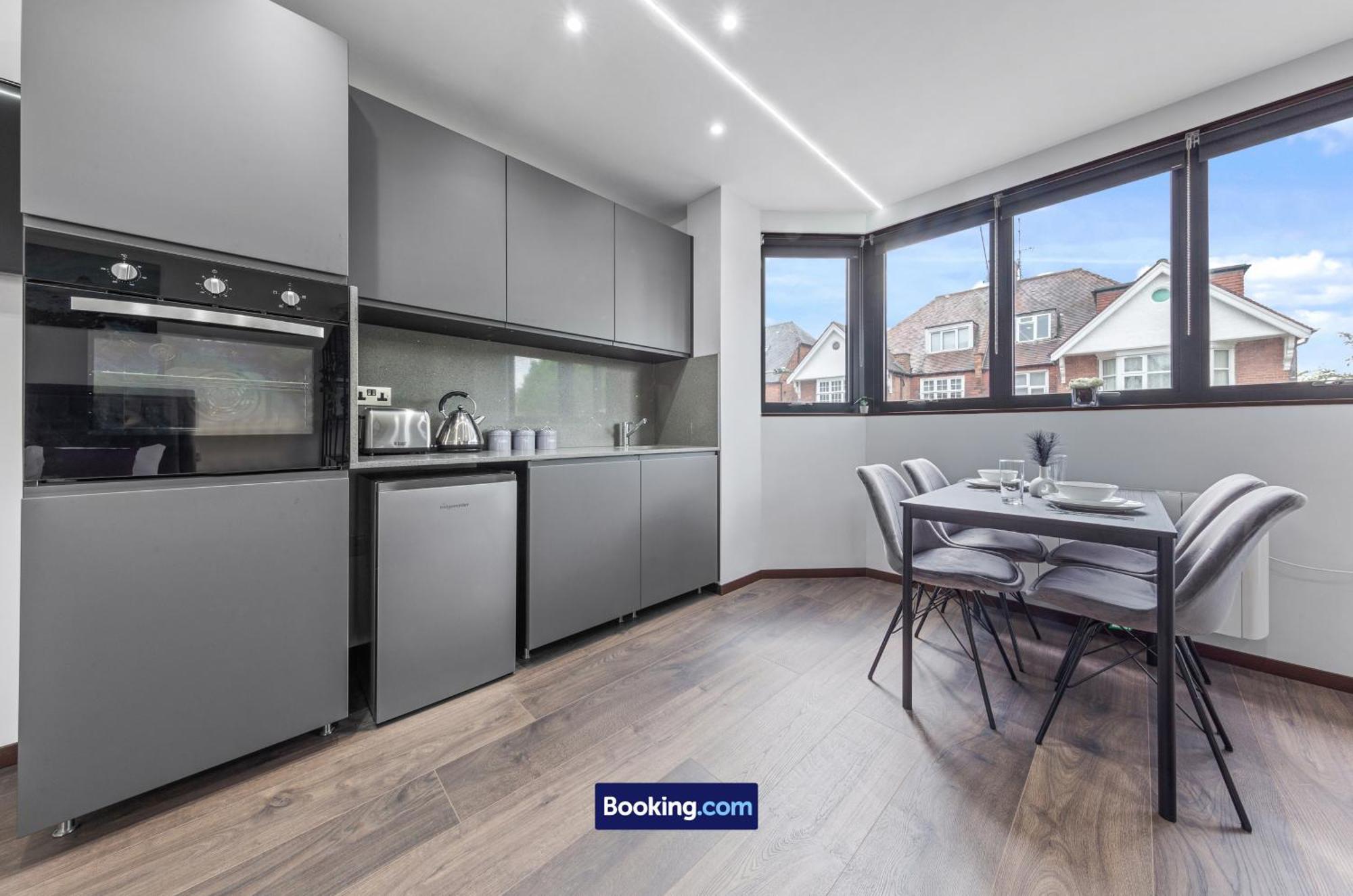 Appartement Stylish By Smart Short Lets & Serviced Woodstock With Free Wifi