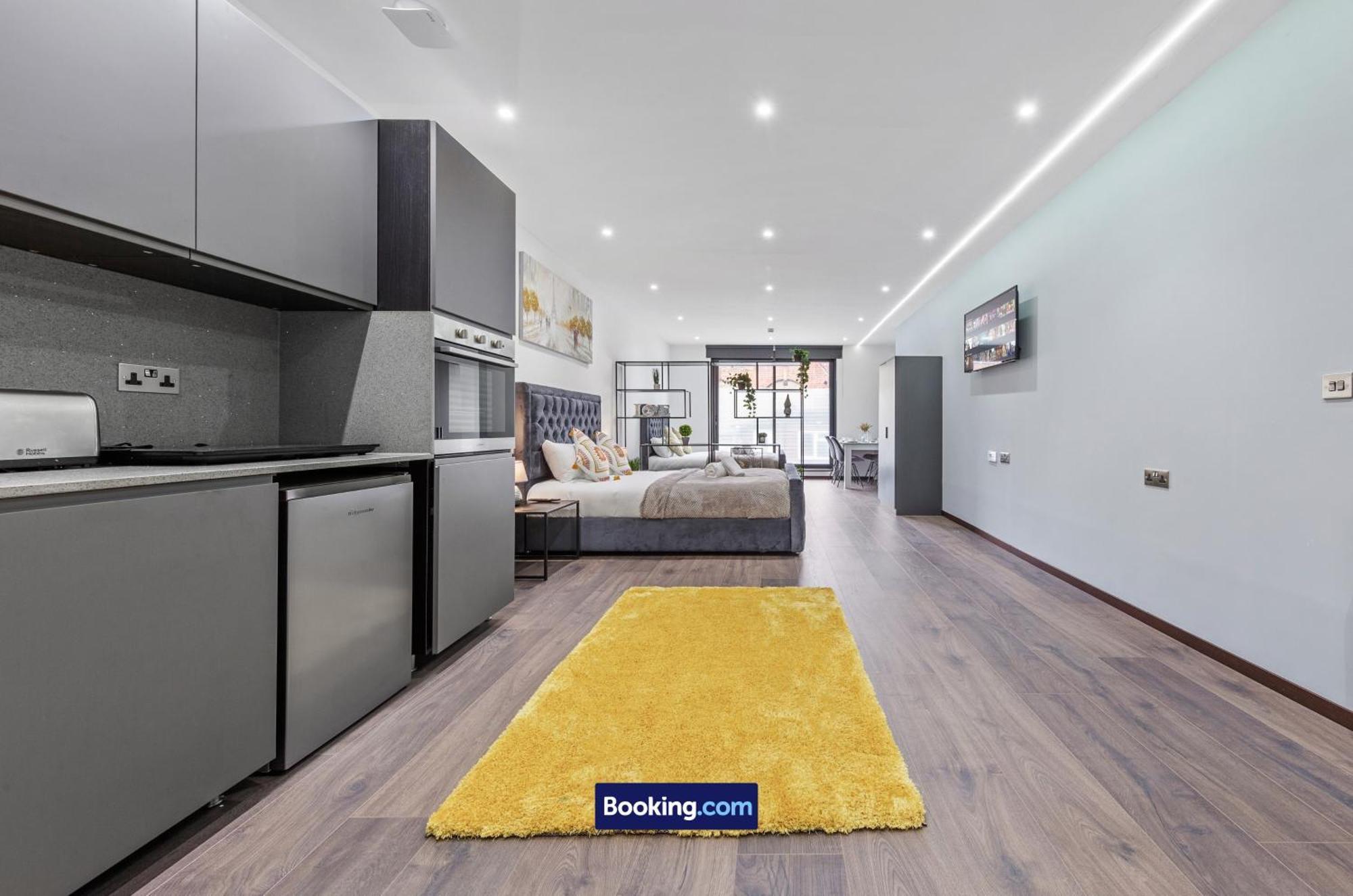 Appartement Stylish By Smart Short Lets & Serviced Woodstock With Free Wifi *