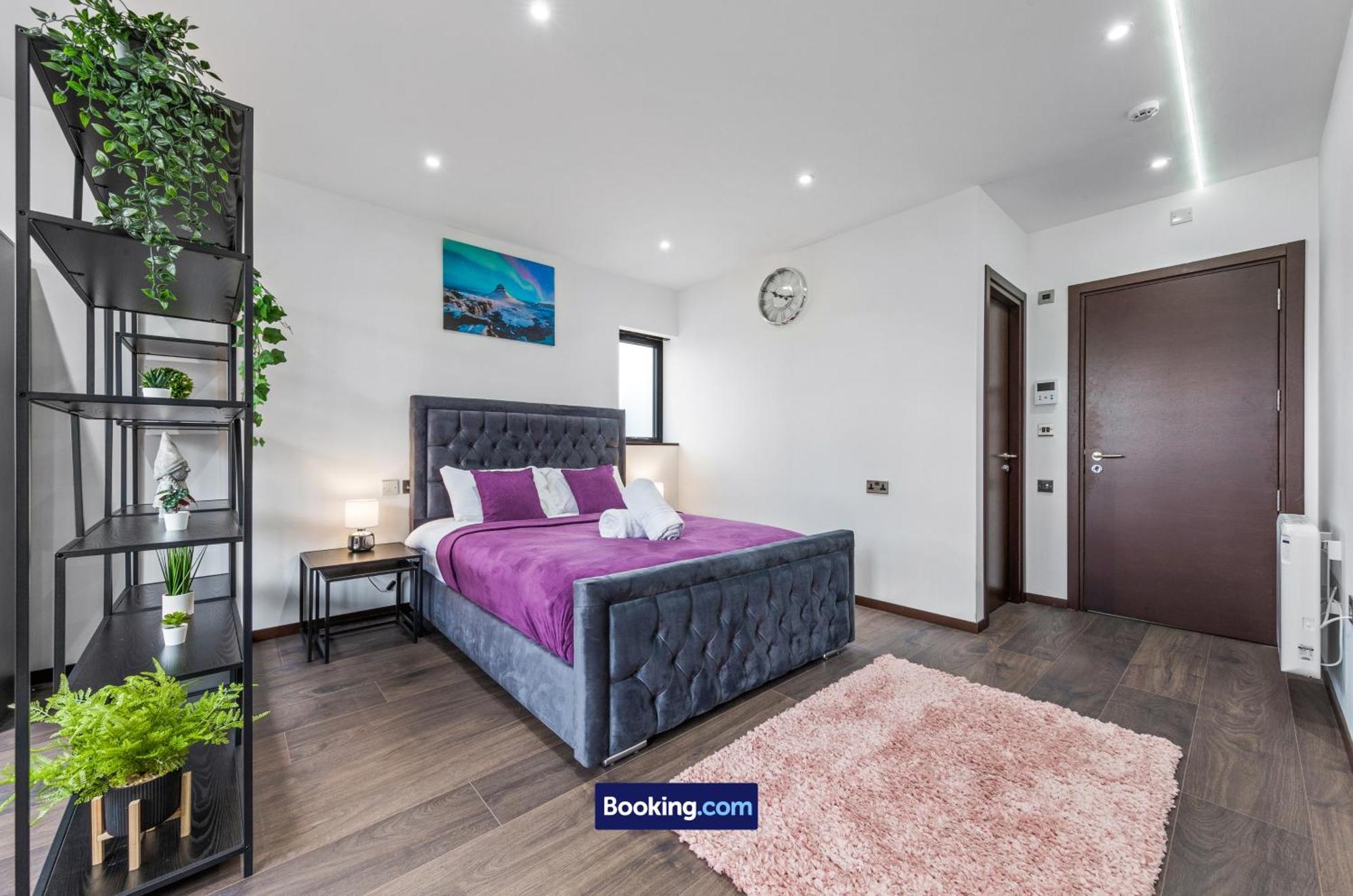 Stylish By Smart Short Lets & Serviced Woodstock With Free Wifi * Londres