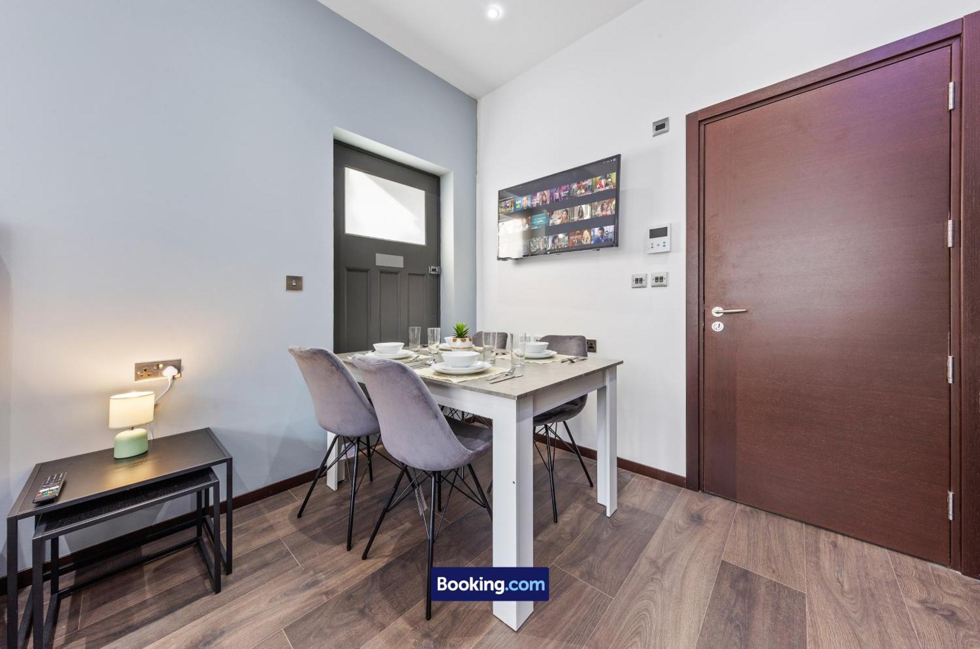 Appartement Stylish By Smart Short Lets & Serviced Woodstock With Free Wifi *