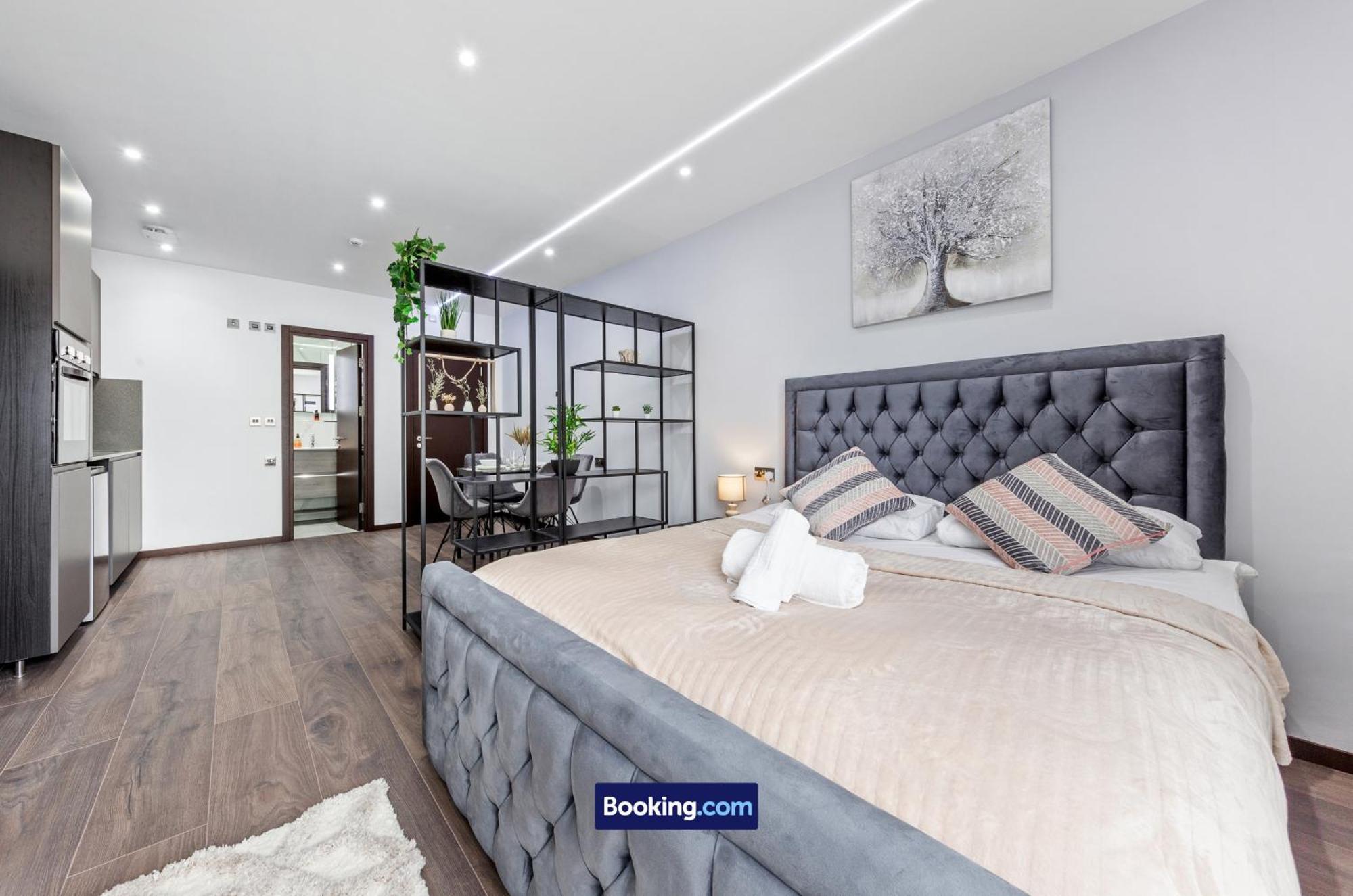 Stylish By Smart Short Lets & Serviced Woodstock With Free Wifi * Londres