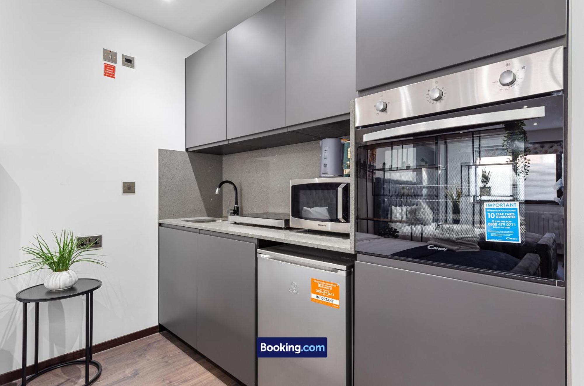 Appartement Stylish By Smart Short Lets & Serviced Woodstock With Free Wifi *