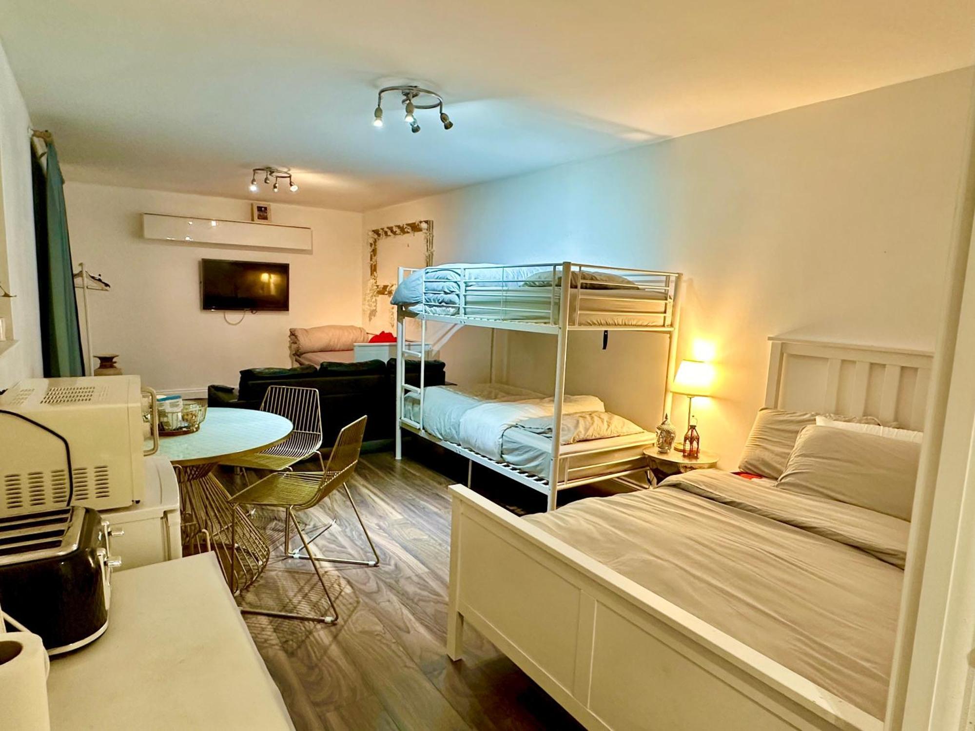 Cozy Garden Flat In Ferienhaus