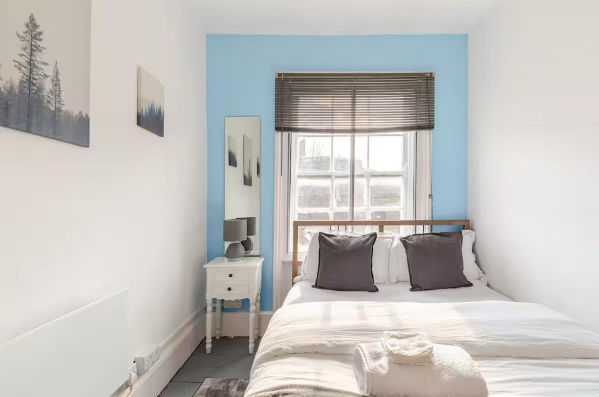 3Br City Apartment - Minutes From Tube Station
