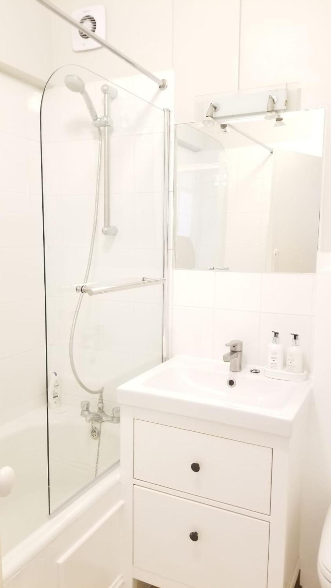 Hh5 Lovely 1 Bedroom Londres