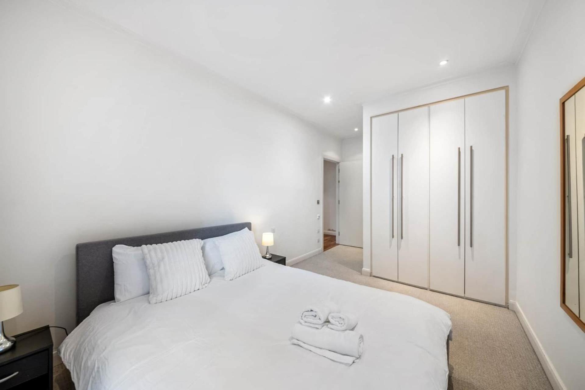 Appartement Londwell, Canary Wharf River Thames Balcony Retreat Londres