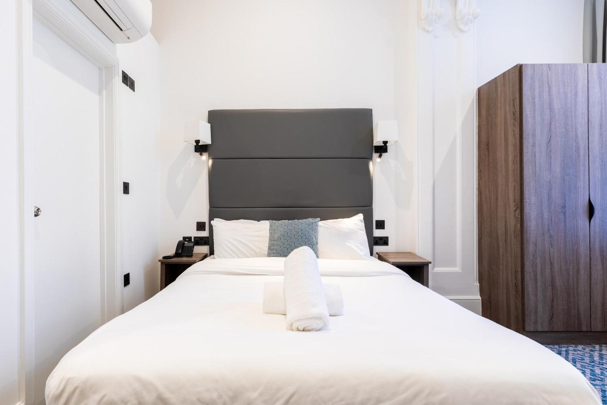 The Chapter - The J Hyde Park 3* London