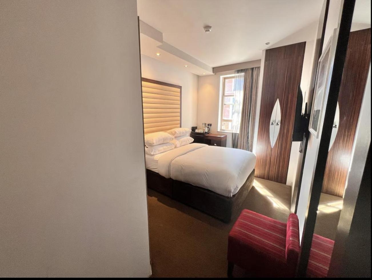 Ensuite Boutique 103 * Londres