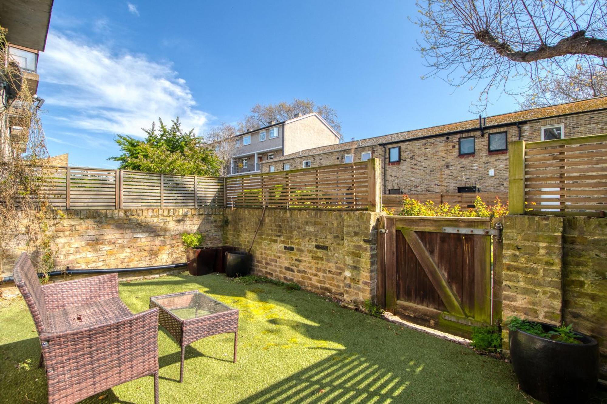 Lovely 3-bed Clapham Common Apartamento *