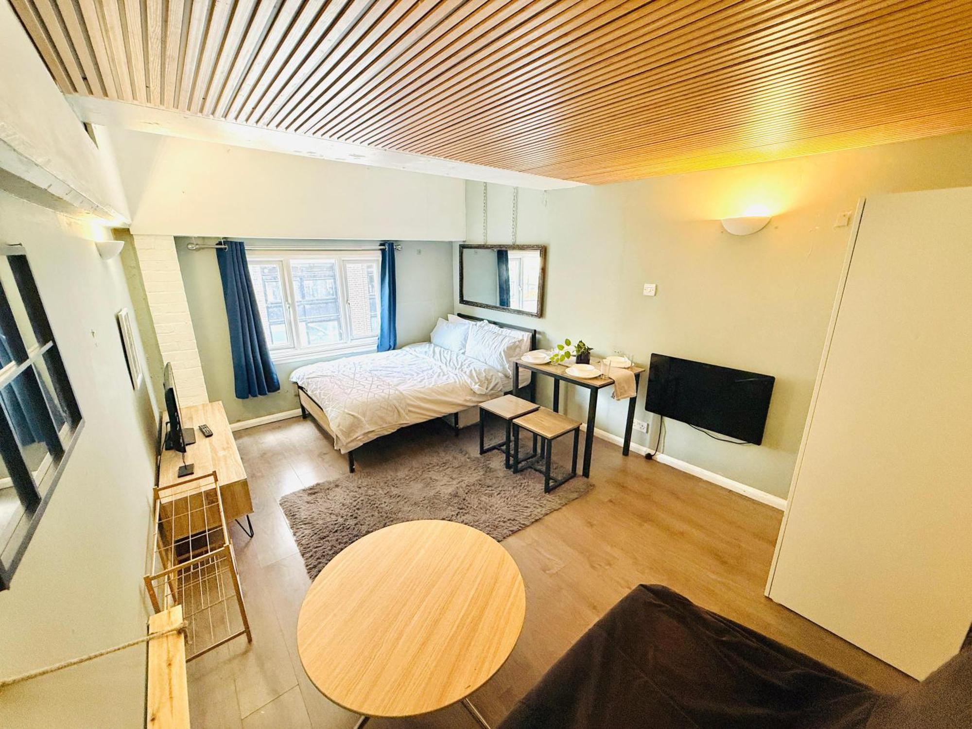 Stylish & Your East Hideaway Apartamento *