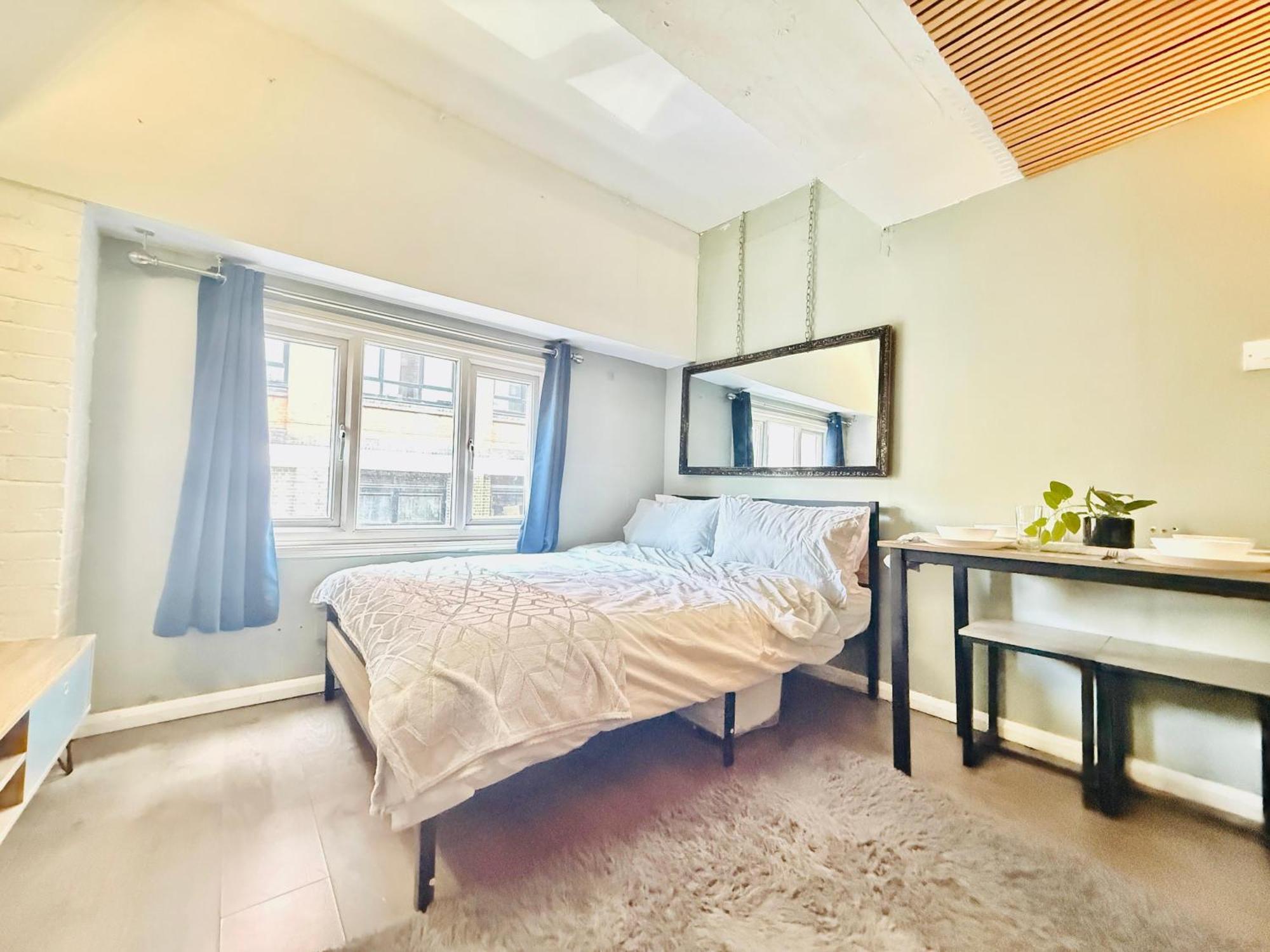 Stylish & Your East Hideaway Apartamento *