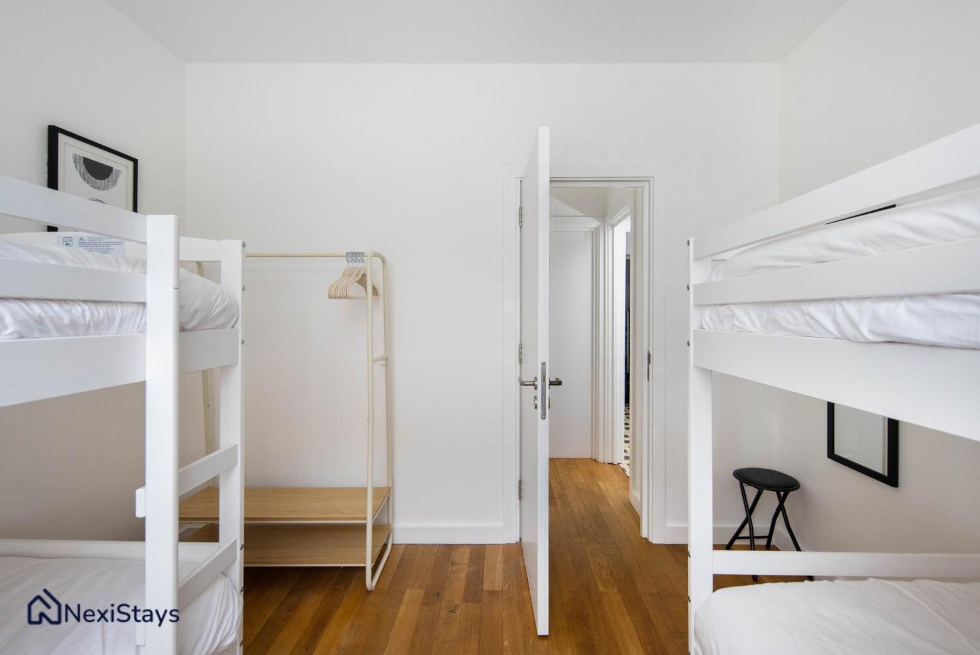 1 Min Walk To Euston Station, Modern Townhouse Apartamento