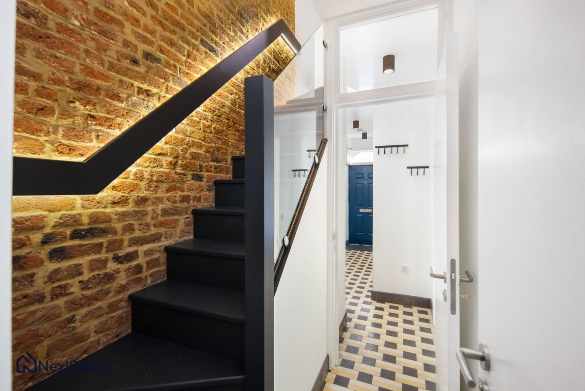 Apartamento 1 Min Walk To Euston Station, Modern Townhouse