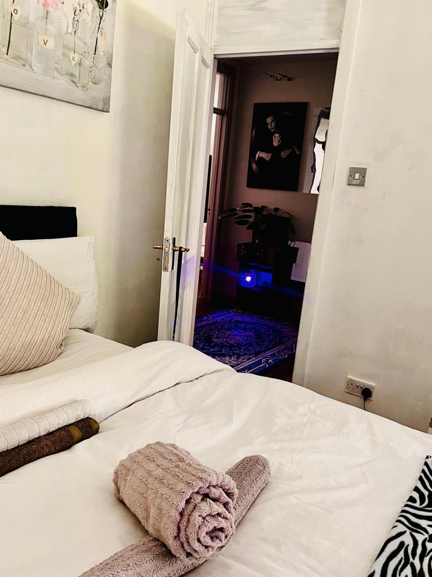 Heartwarming And Vibrant Private In Unit * Londres