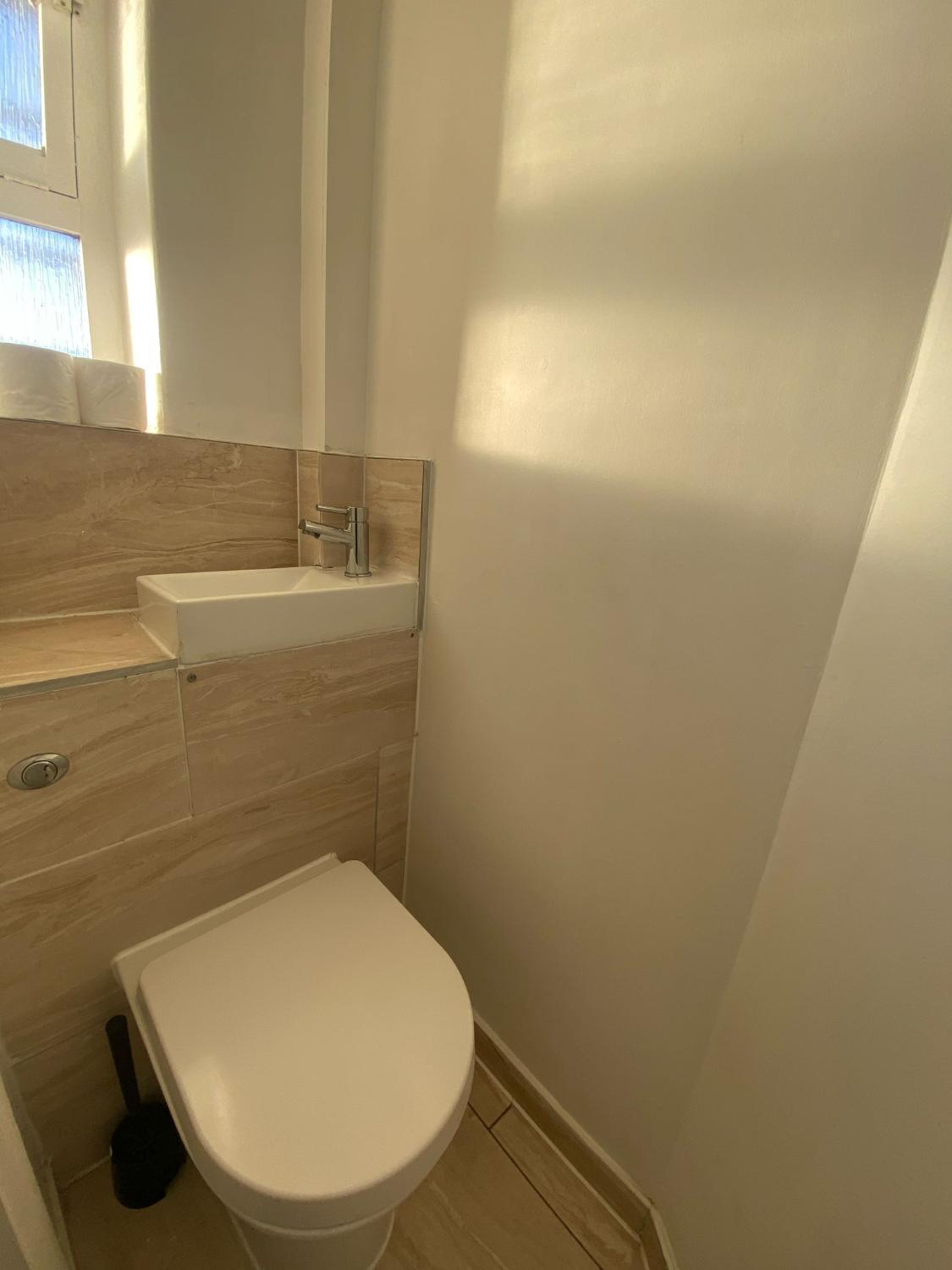 Appartement Entire Spacious - Close To
