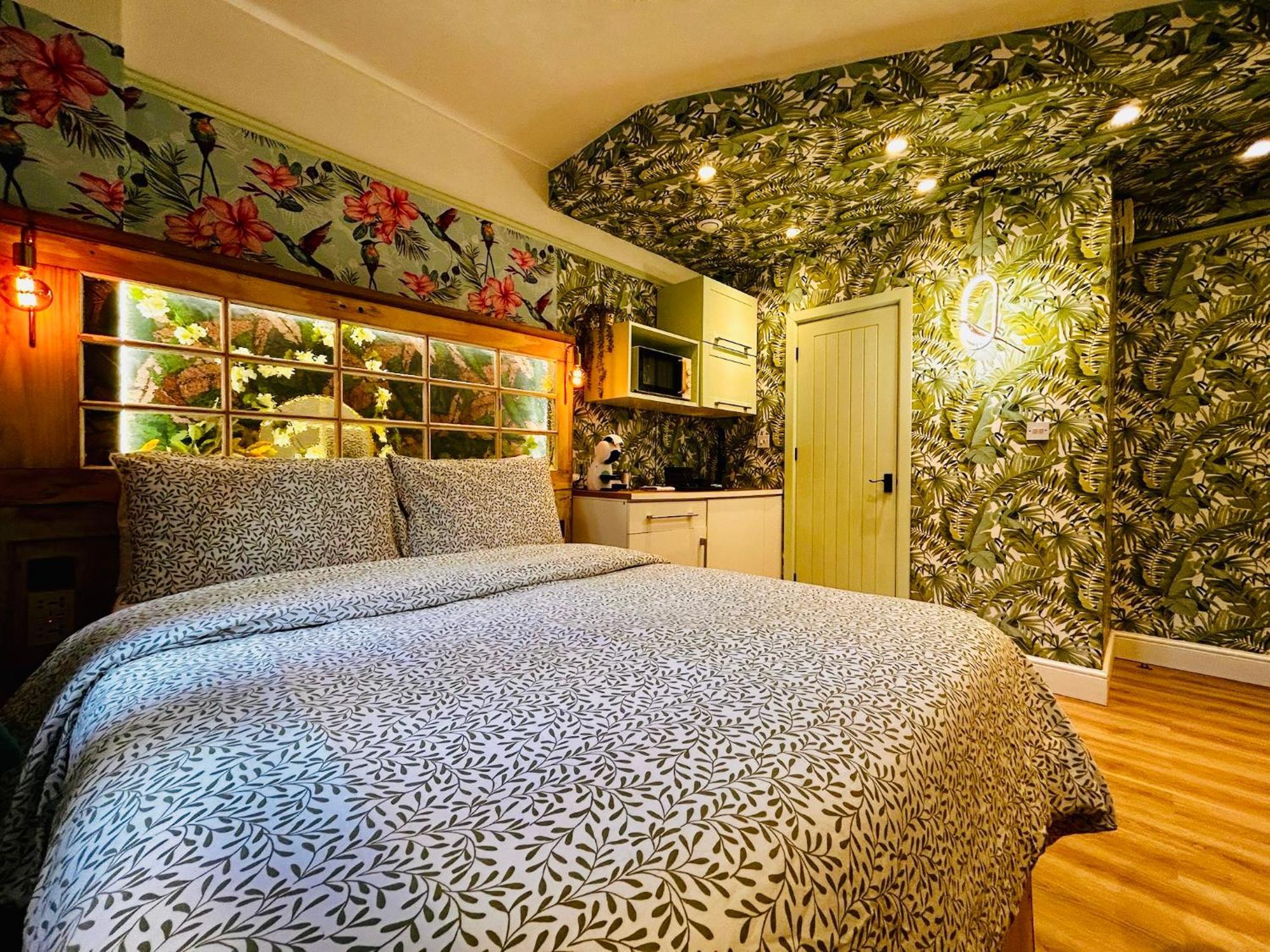 Rest Boutique Notting Hill Gasthuis