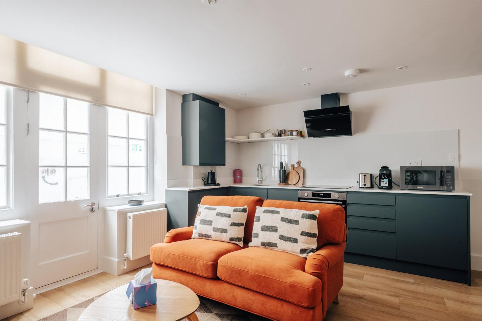 The Regency - Serviced Apartment London