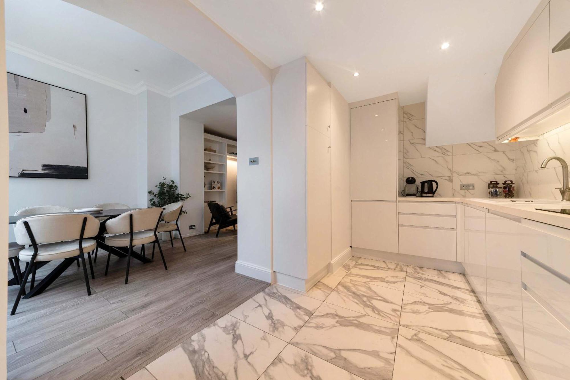 Premium South Kensington Serviced By Madestays * Londen