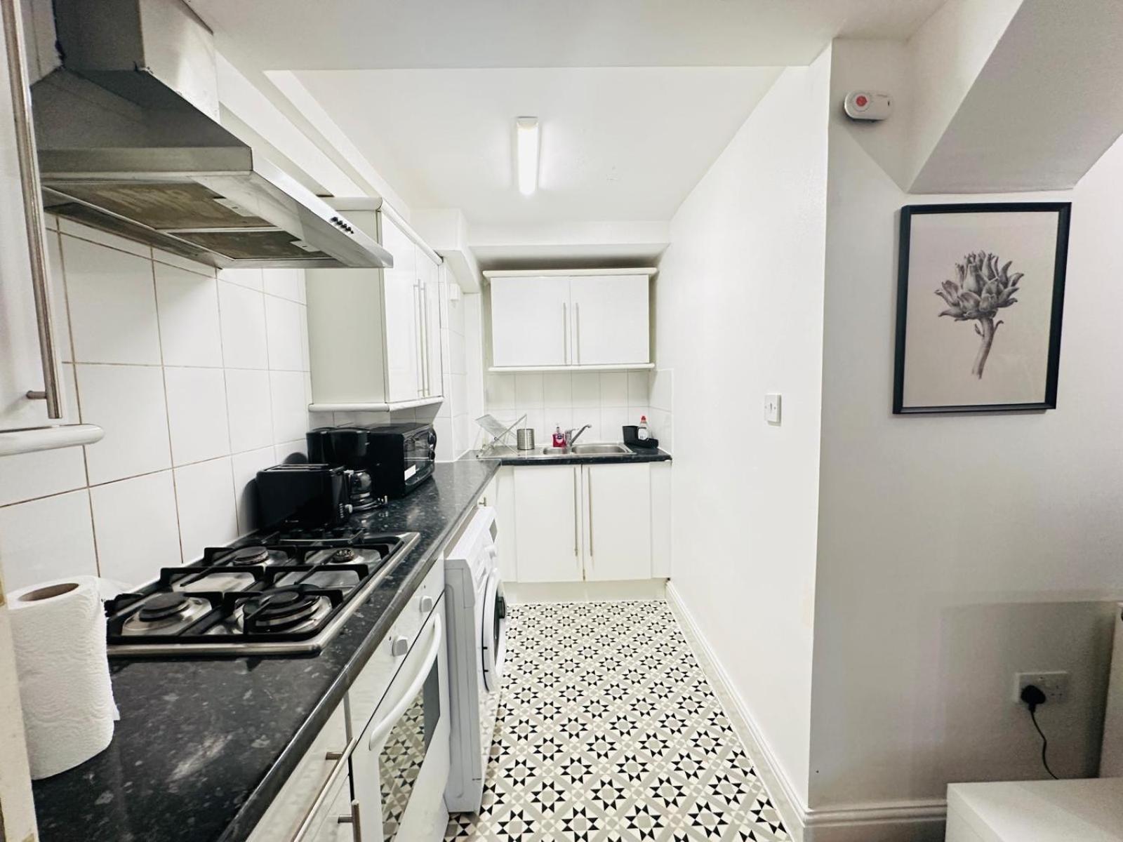 New! 2-bed In Brick Lane Free Wi-fi Apartment *