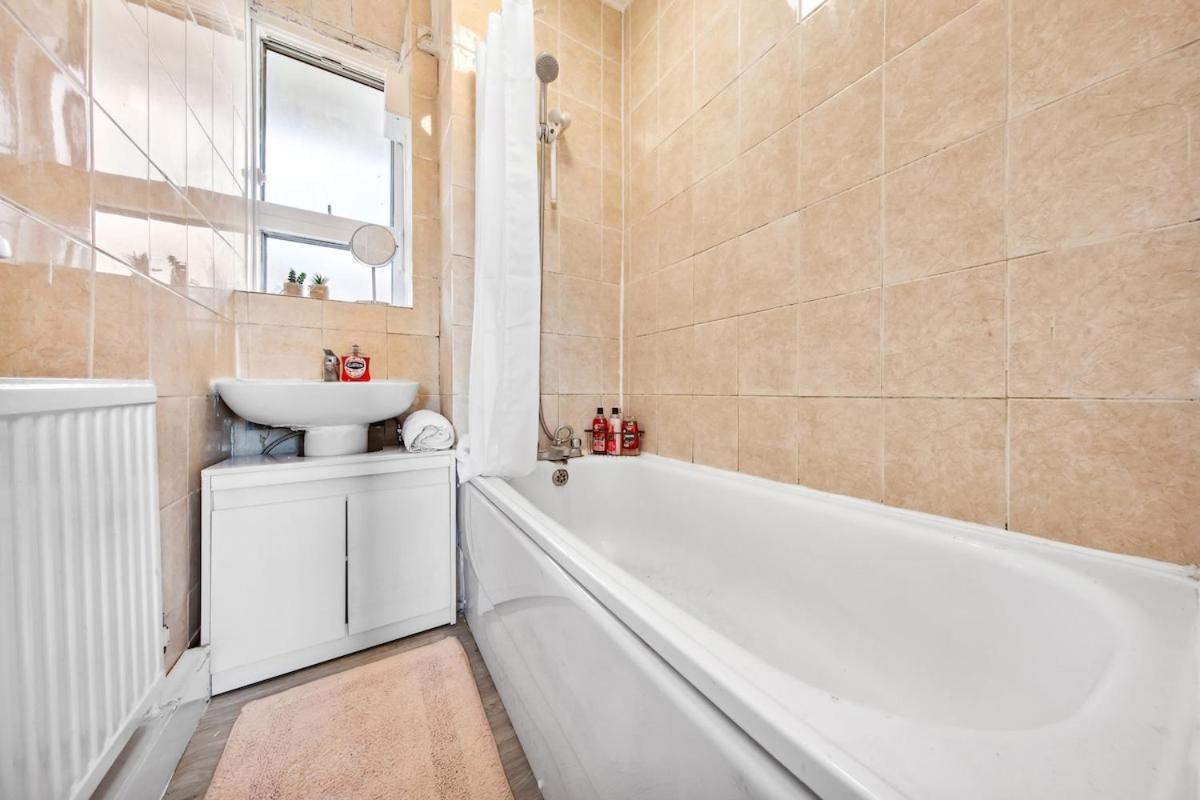 2 Bed Sleeps 7 Comfort Style Combined *