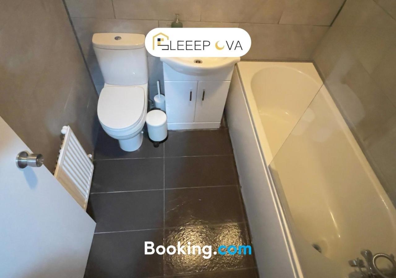 Premium Offers L Last-Minute Escape L Luxury & Spacious 2 Bedroom Flat Families Business Relocation Sleepova Short Lets & Serviced Accommodation *