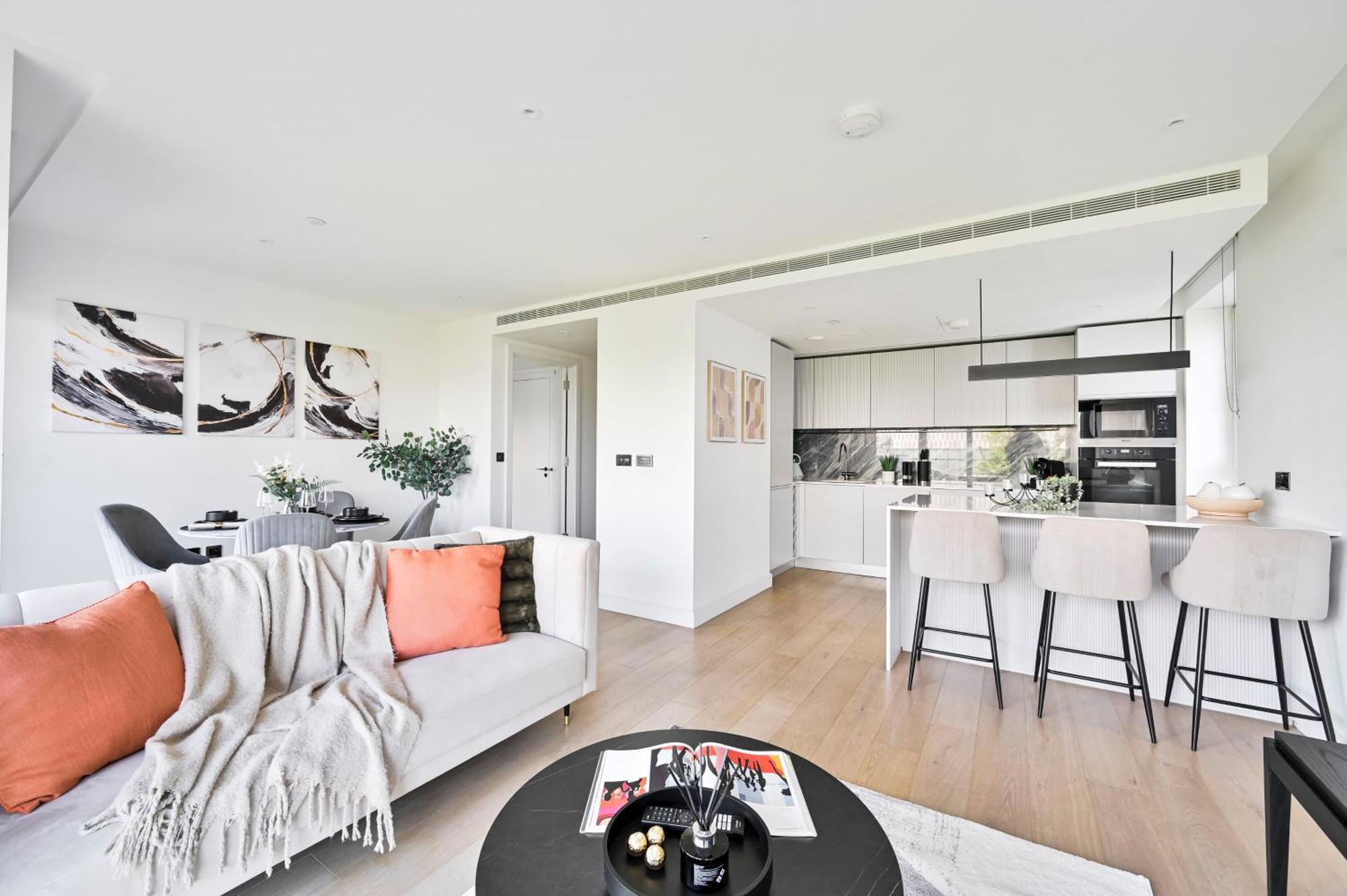 Appartement Exotic Two Bedroom Apartment -West London -Steps To Tube, Westfield