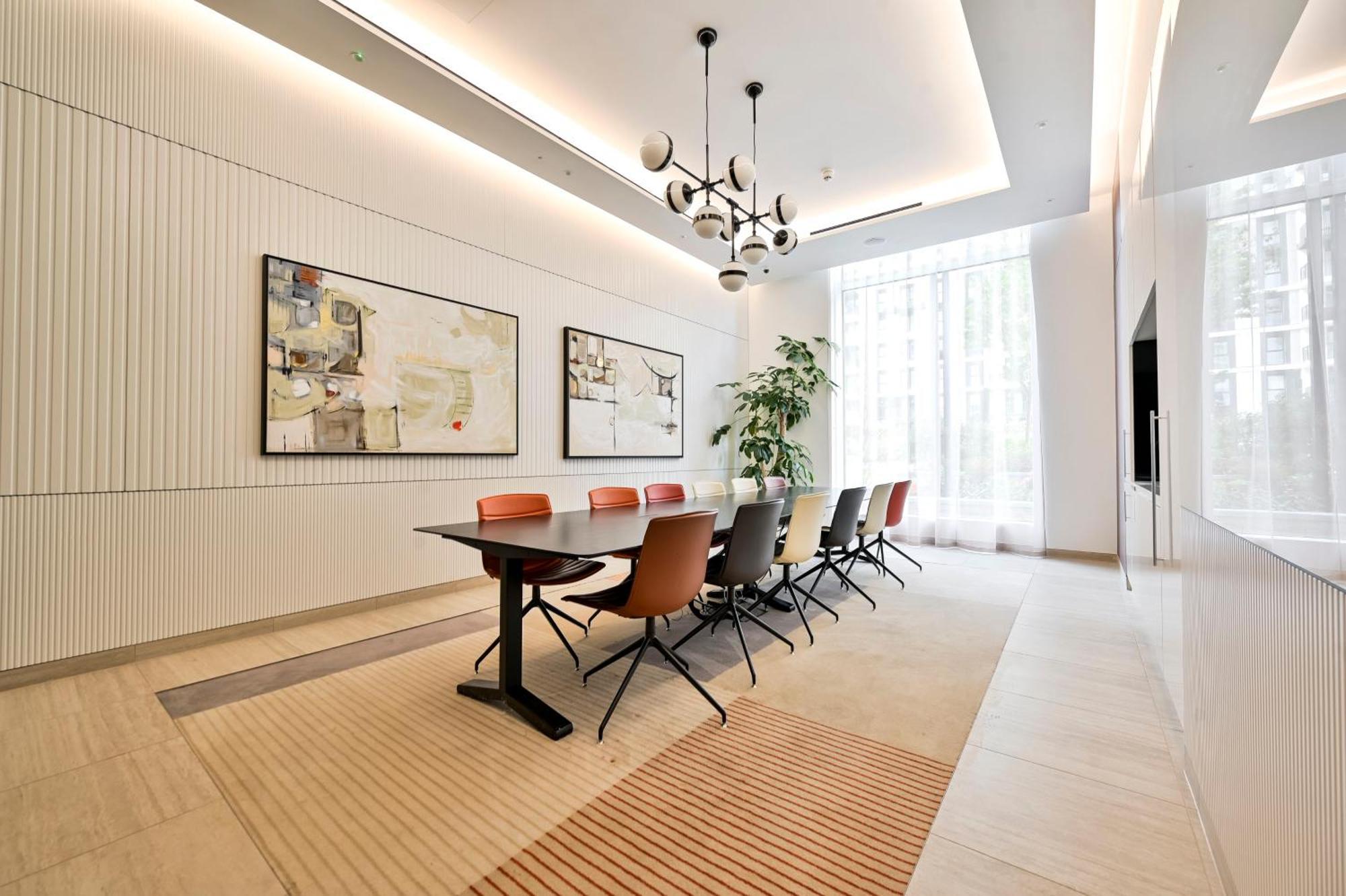 Appartement Exotic Two Bedroom Apartment -West London -Steps To Tube, Westfield Londres