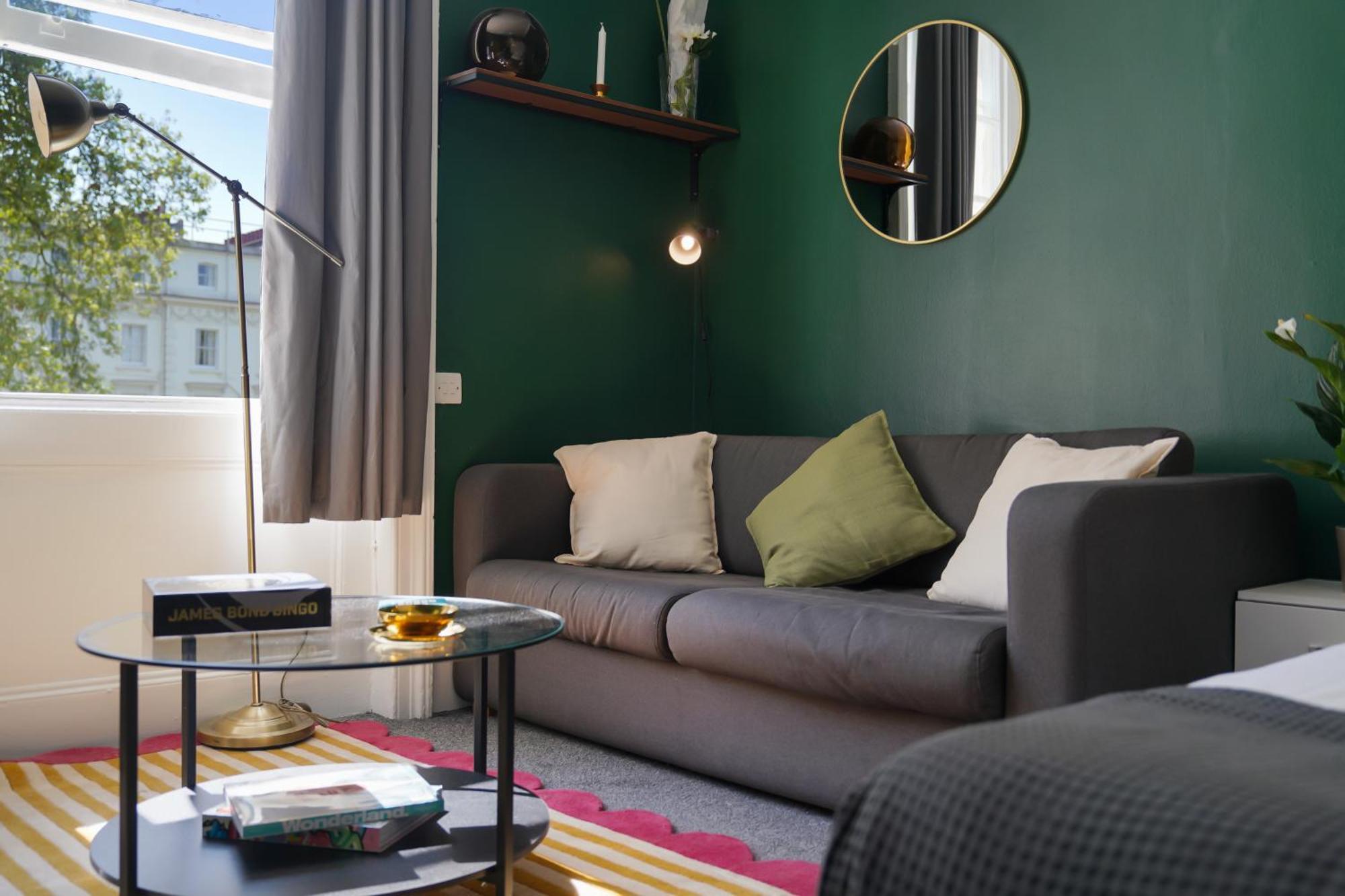 Boutique - Hyde Park Apartment London