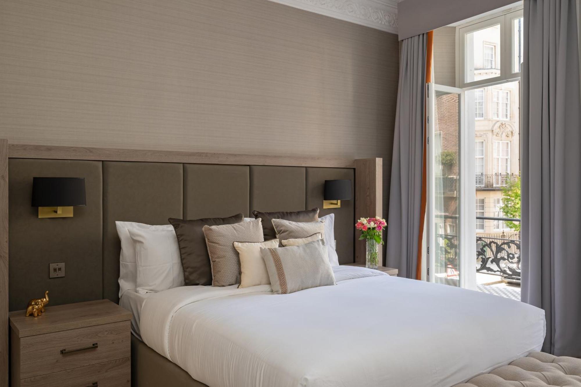 Charles Of Mayfair Londen
