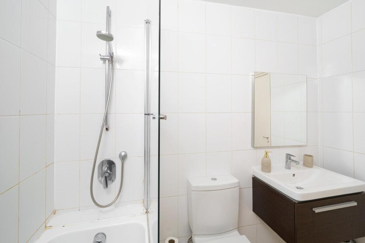 2br 4 Min Walk To Liverpool St *