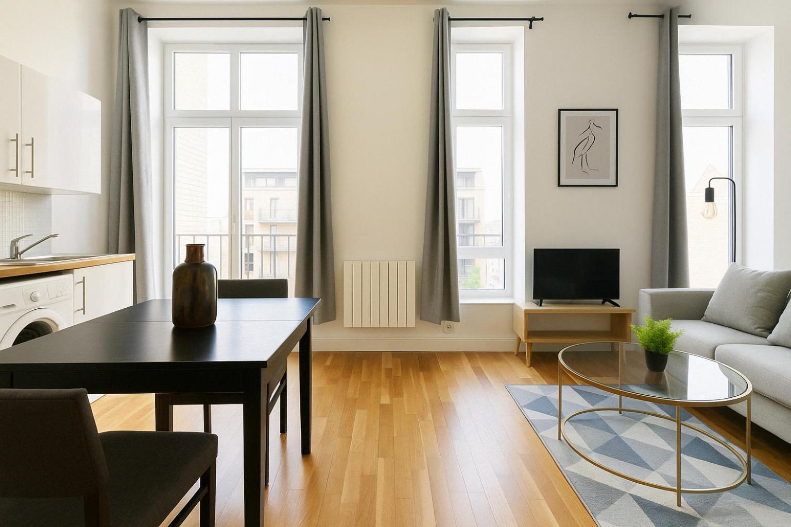 Bright & Flat Steps From Whitecross Market & Moorgate *