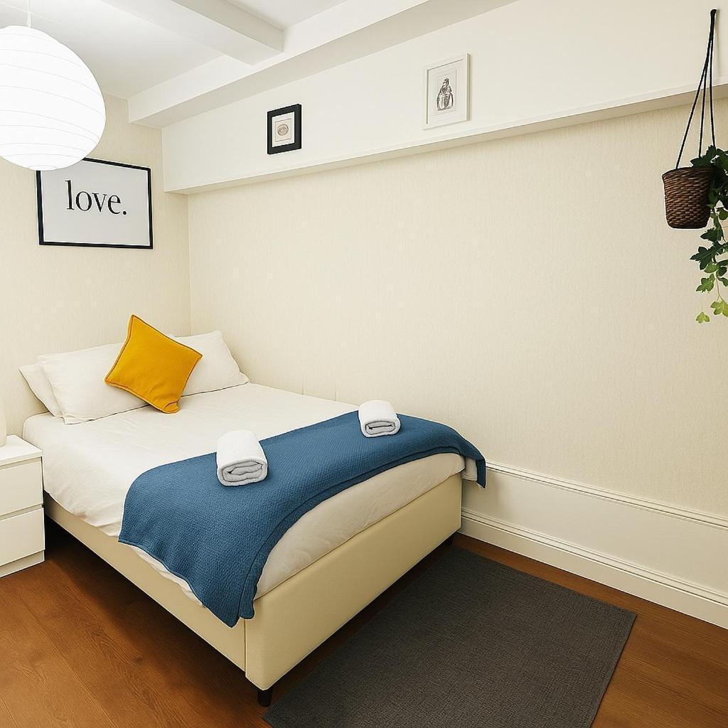 Apartment New! 2-bed In Brick Lane Free Wi-fi *