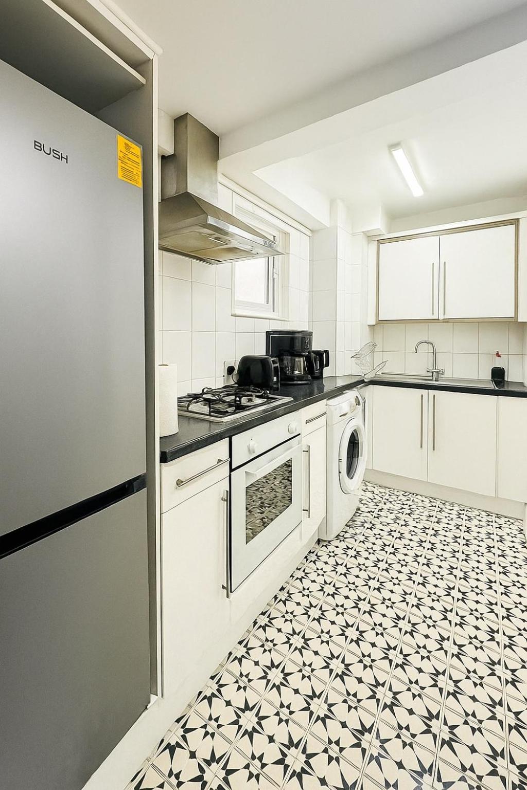 New! 2-bed In Brick Lane Free Wi-fi Apartment