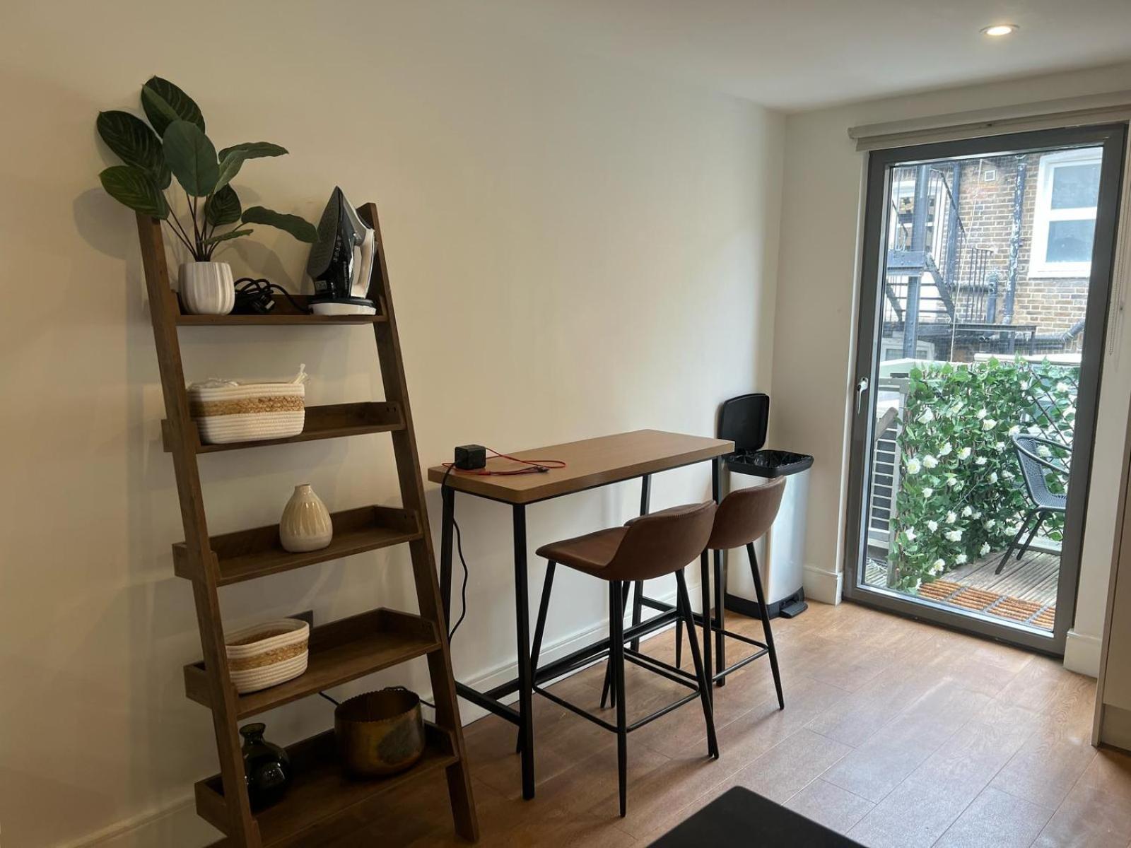 Apartment Bright And Modern 3 Bed Hyde Park