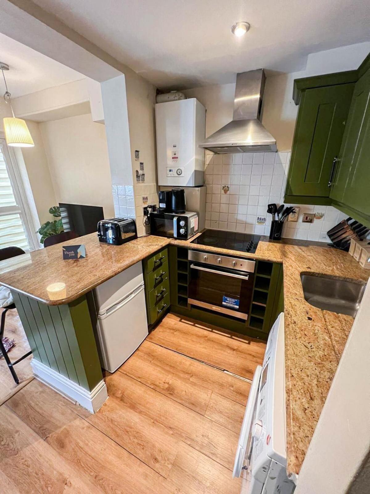 Lovely 1 Bedroom Flat In West Kensington London, Shepherd's Bush Londres