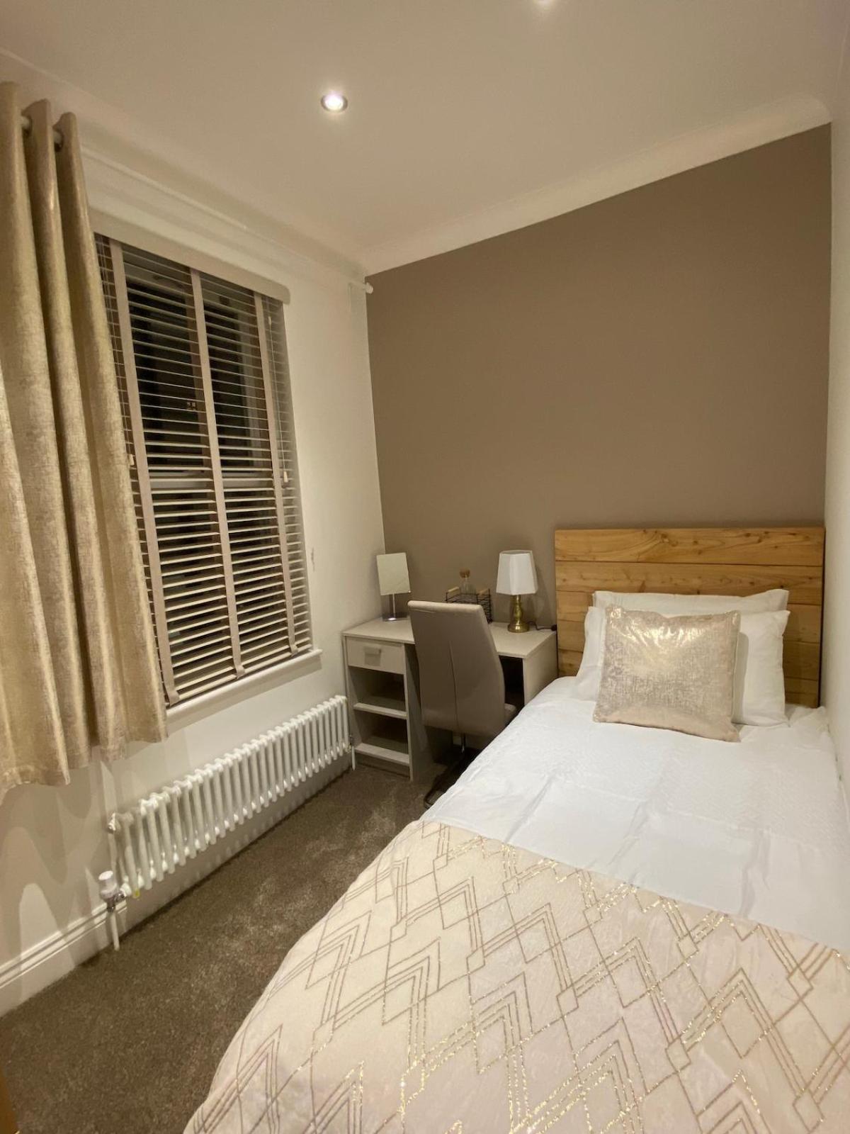 Villa Luxury Canary Wharf O2 Arena Greenwich Aircon Sleeps6 E14 London