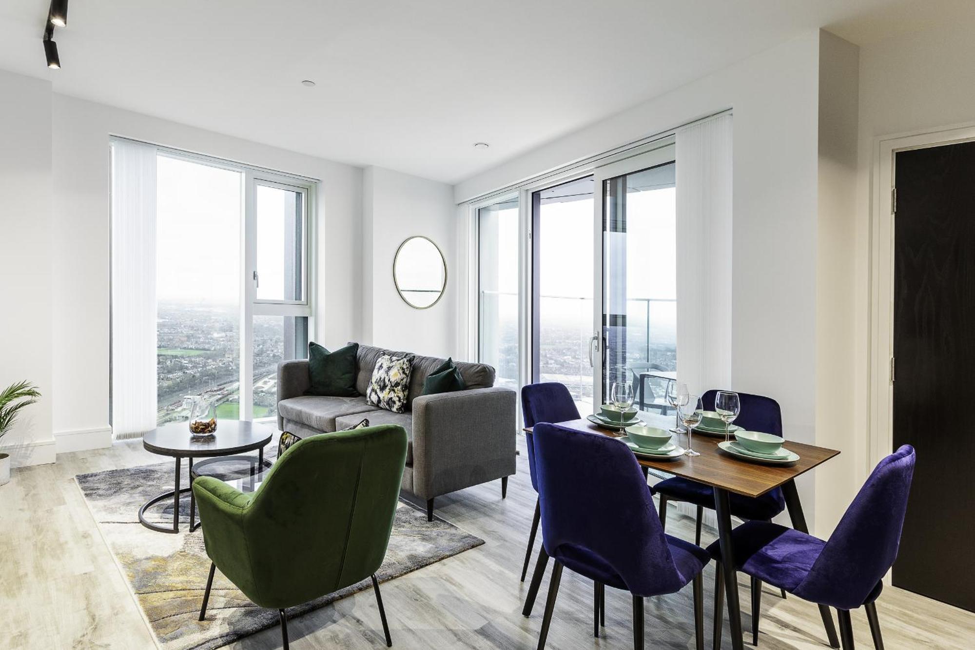North Acton Xii - 2 Bedrooms - 2 Bathrooms - Balcony *